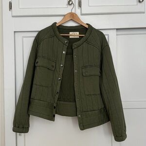 Electric & Rose never worn quilted jacket. Size L. Olive green 💚
